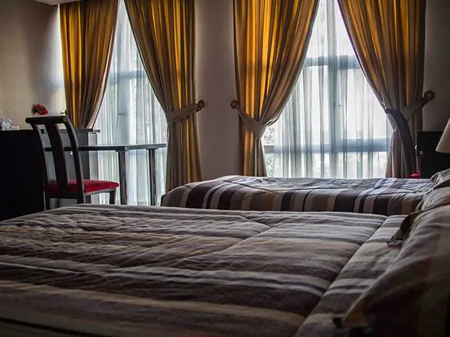 مركز اللياقة البدنية والصالة الرياضية في فندق باريس للضيوف